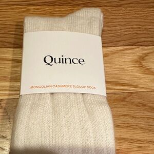 Quince Mongolian Cashmere Slouch Socks New m/l Ivory color